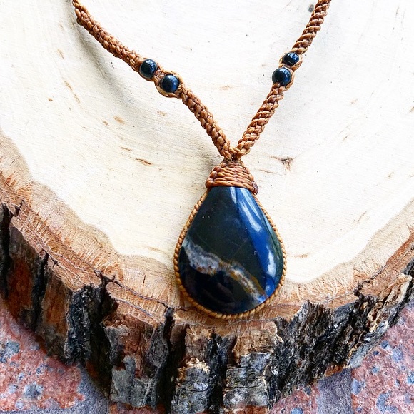 Silverskylight Jewelry - SOLD macrame boho agate gemstone necklace